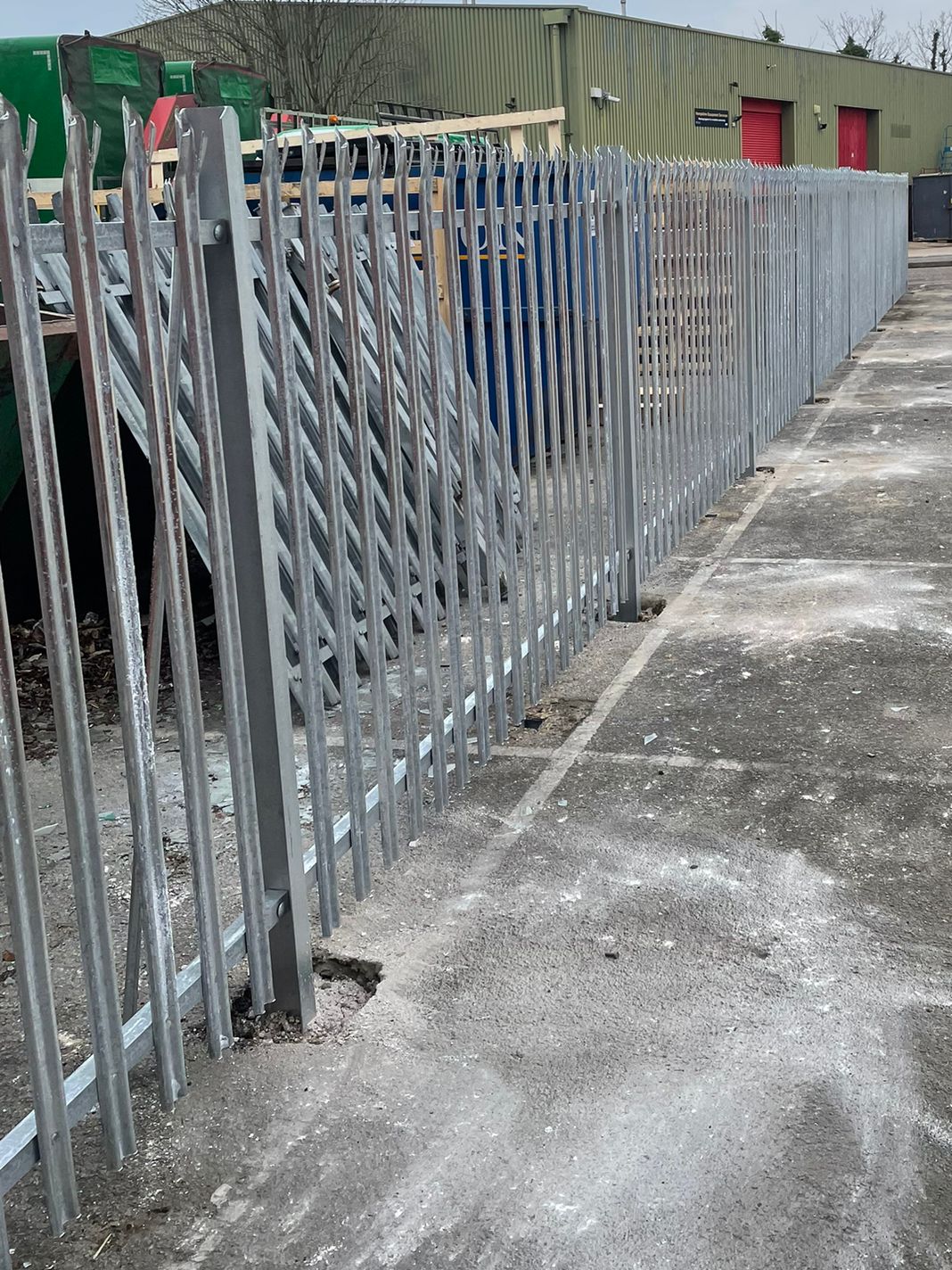 Wycliff Install Perimeter Fencing & Skip Enclosure at Pilkington